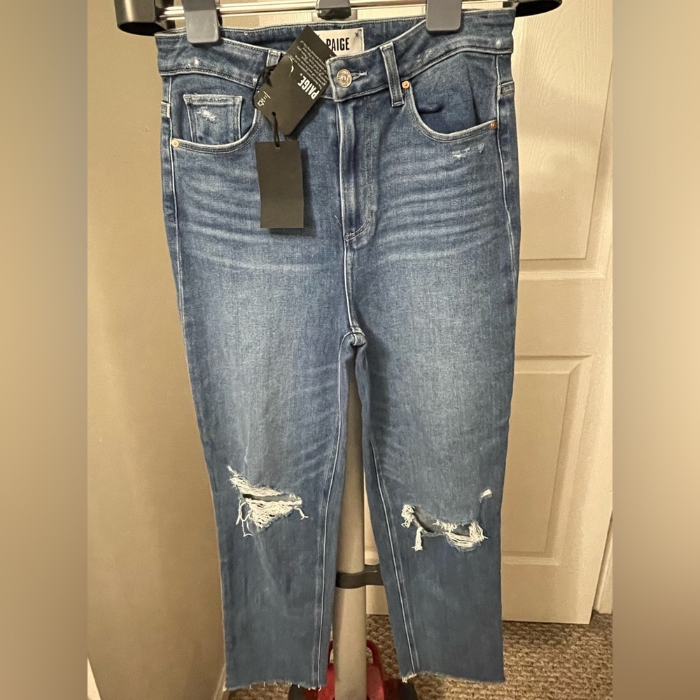 Paige Stella Crop High Rise Straight Ceylon Destructed
Size 29